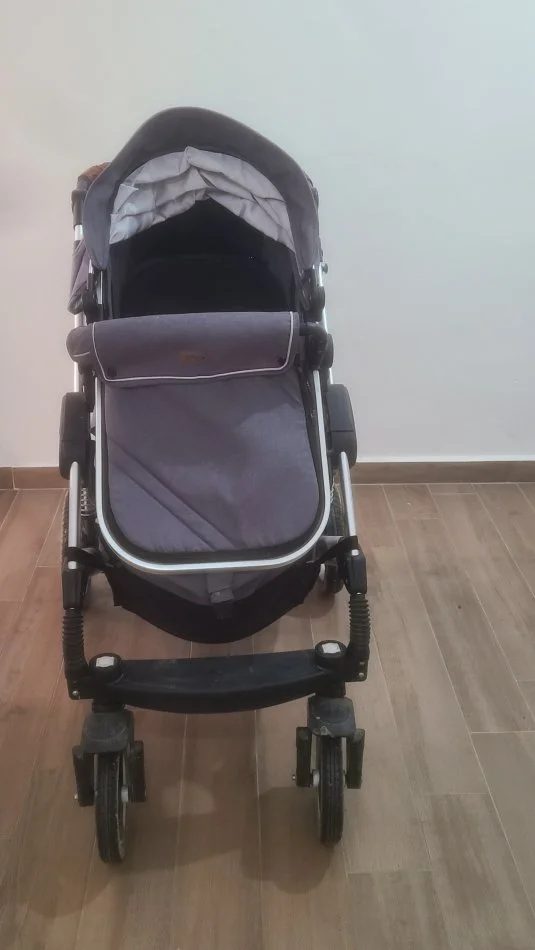 Tirane, shes Karroce Mikelino 2n1 gri metalizato 90 €