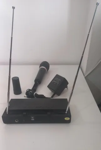 Mikrofon me valë Proel RM200 VHF + Marrësi