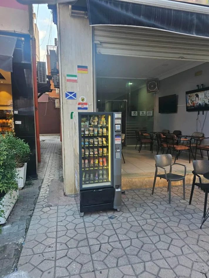 Durres, shes Frigorifer Shiten makinëta automatike 069 238 7400