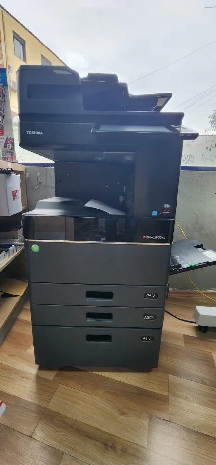 Tirane, shes dy fotokopje TOSHIBA 1.300 €