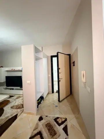 Tirane, jepet me qera apartament 2+1+Ballkon Kati 5, 90 m² 490 € (Rruga Panajot Pano)