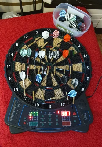 Elektronik Darts – për kampionët e shtëpisë! 🏆