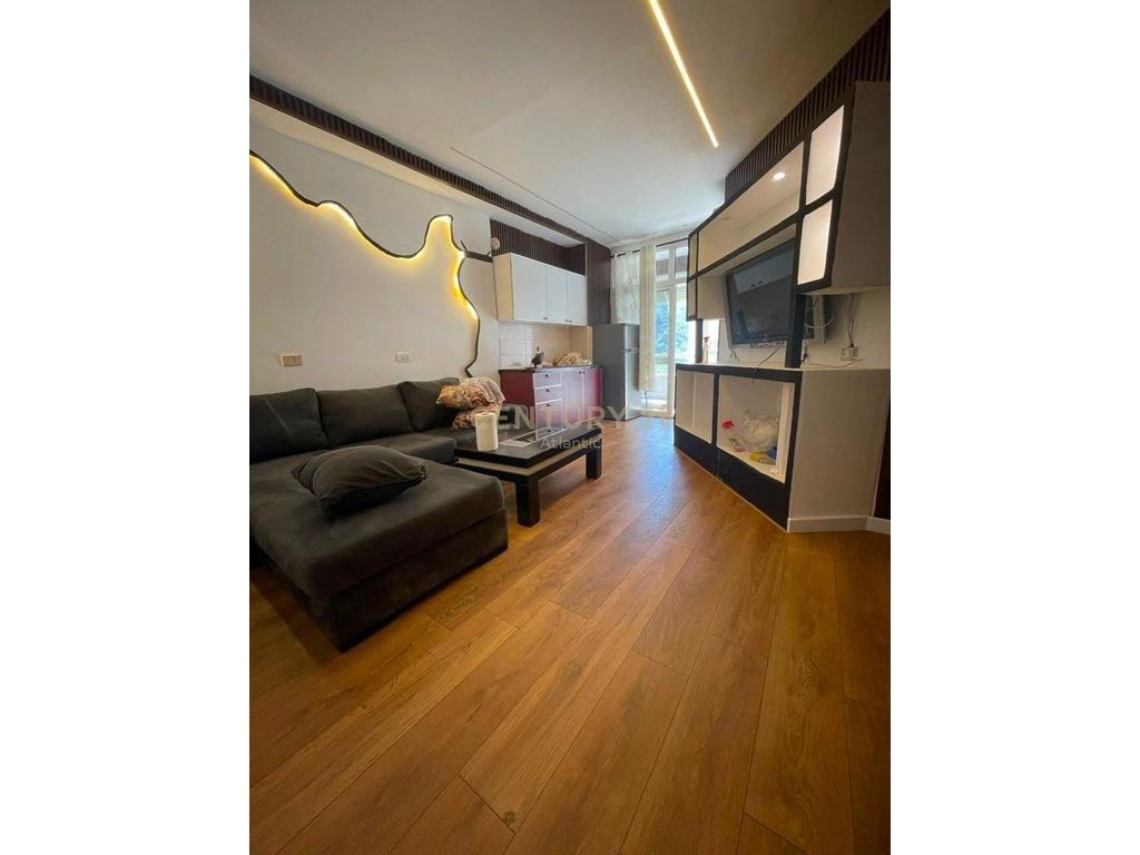 Apartament 1+1 për Shitje pranë Detit në Shkëmbin e Kavajës