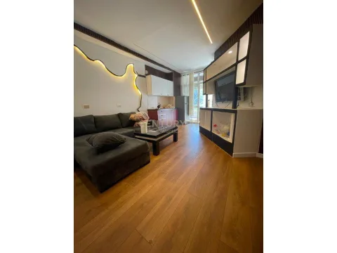 Apartament 1+1 për Shitje pranë Detit në Shkëmbin e Kavajës