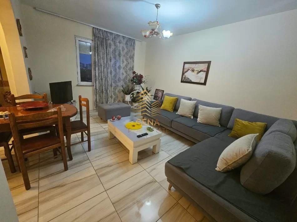 Qira, Apartament 2+1, Laprake, 55.000 Leke/Muaj
