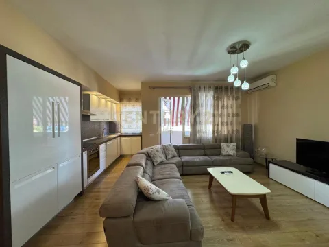 Apartament luksoz 2+1 Me Qira në Ali Demi, Kompleksi Mangale
