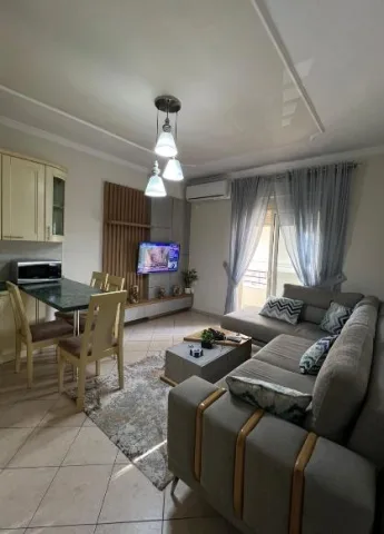 ✅ Apartament 2+1 me Qira – Rruga Irfan Tomini