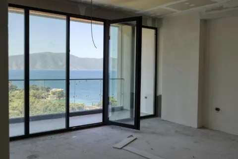Vlore, shitet apartament 1+1 Kati 4, 83 m² 224.000 € (PRANE MARINA BAY)