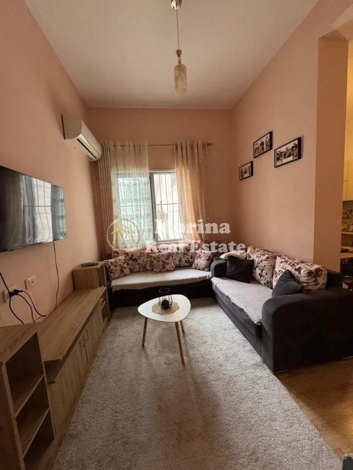 Tirane, jepet me qera apartament 2+1 Kati 2, 90 m² 450 € (Fresku)