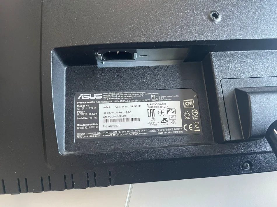 Tirane, shes Monitor Assus LCD Monitor