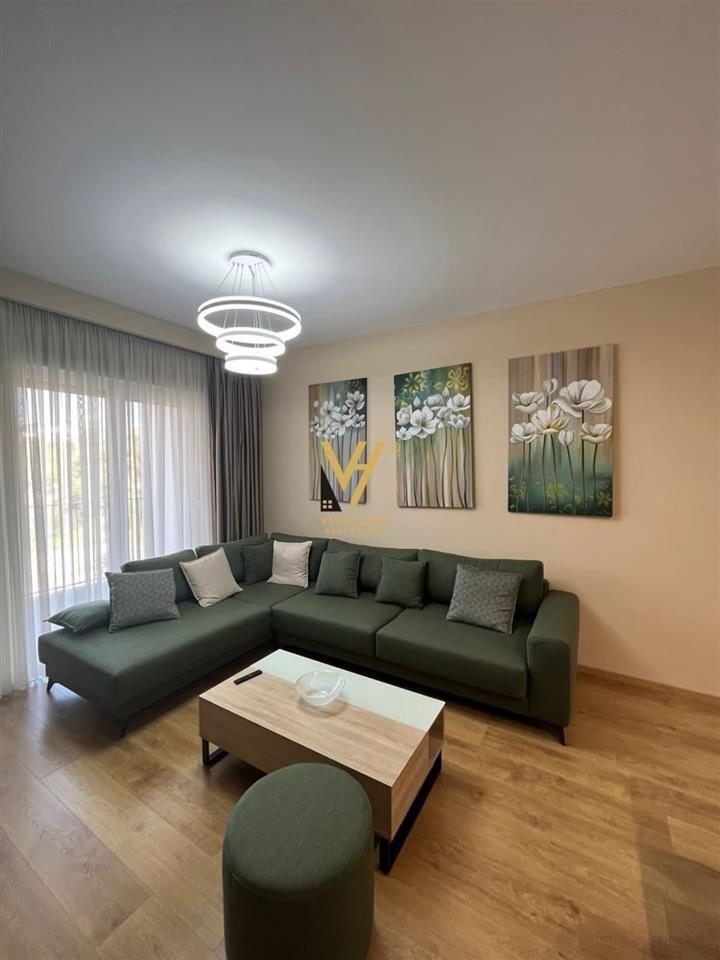 JEPET APARTAMENT 2+1+2 ME QERA TEK LIQENI THATE 1200 EURO
