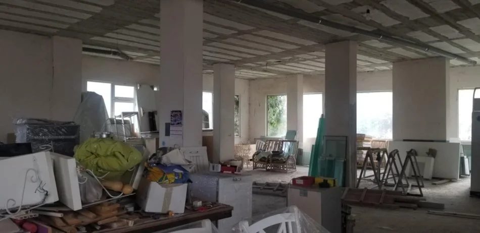 Tirane, shitet dyqan , sip.322 m² 23 miljon leke (Rruga Myslym Keta)