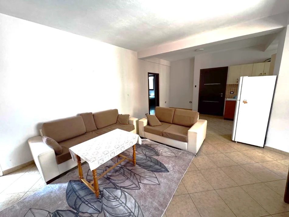 🏡 Jepet me qera 2+1 – tek Ekonomiku | 50,000 lek/muaj 📍