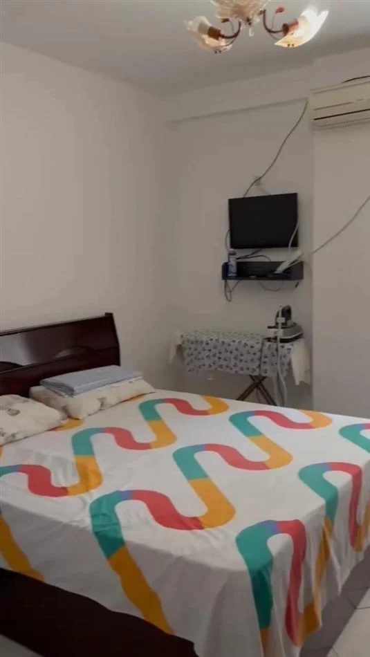 Tirane, apartament Fresk