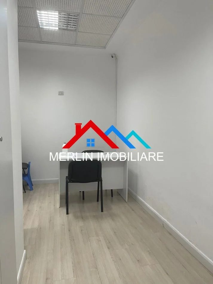 Tirane, shitet ambjent biznesi Kati 0, 32 m² 93.000 € (Xhemal Tafaj) SELVIA
