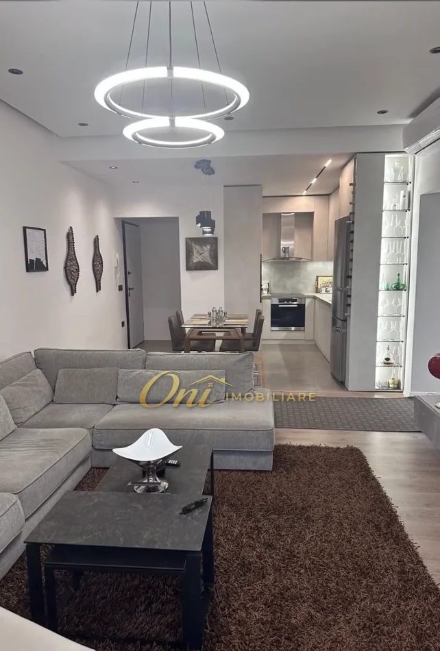 Tirane, shitet Vile Vile 2 Katshe Kati 2, 314 m² 650.000 € (FRESK)