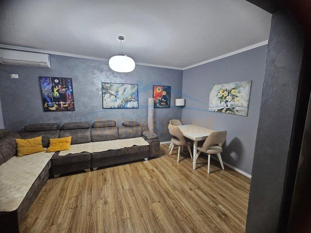 0695135860 Qera,Apartament 2+1, Rruga Kongresi Manastirit
