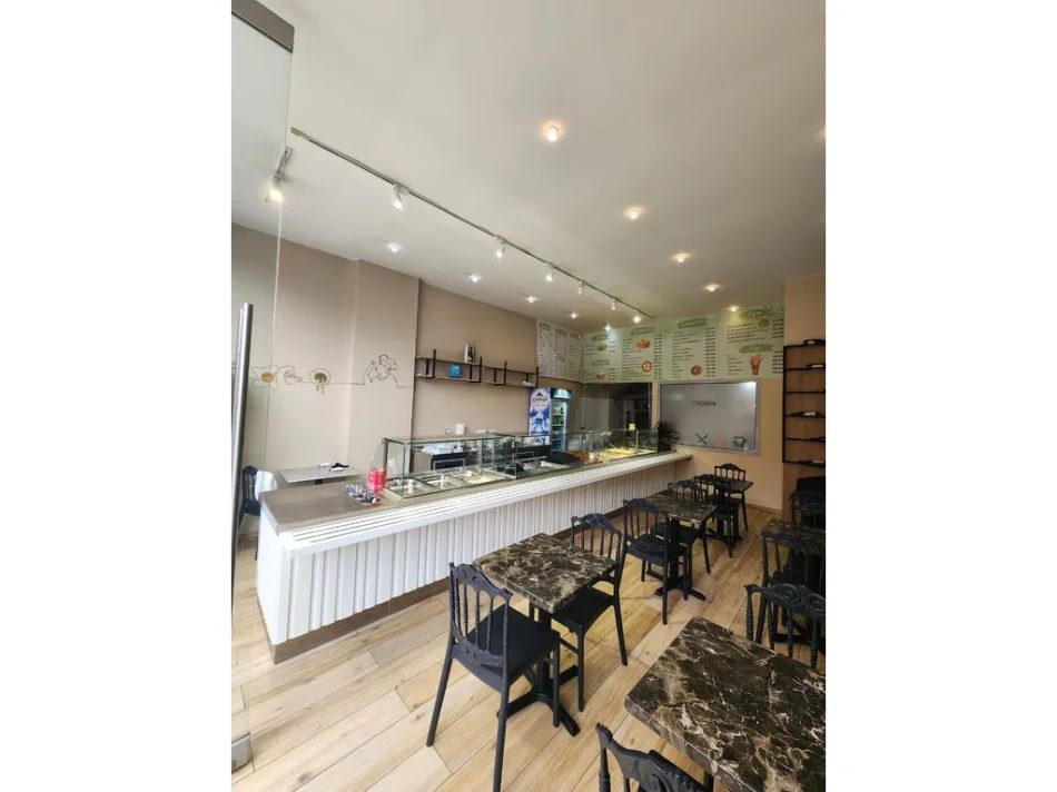 Tirane, Shitet Biznesi , Restorant Gatime Tradicionale , KOMPLEKSI DELIJORGJI 40.000 €