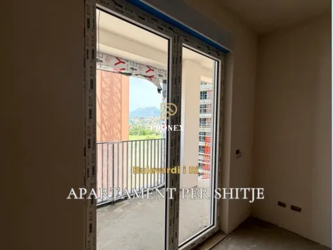 Tirane, shitet apartament 2+1+Ballkon Kati 6, 116 m² 208.800 € (Rruga Jordan Misja)