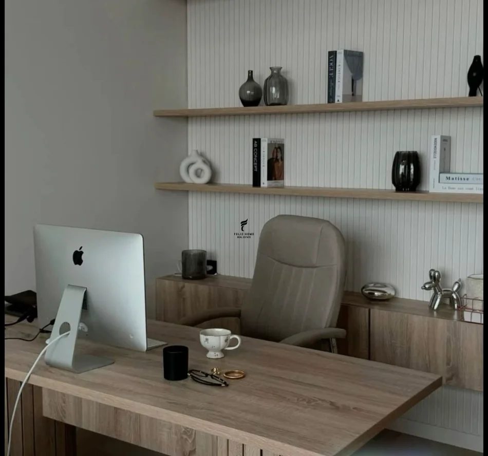 Tirane, jepet me qera zyre Kati 1, 25 m² 630 € (KOMUNA E PARISIT)