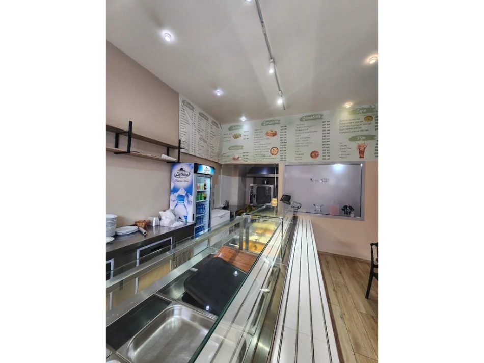 Tirane, shes Shitet, Biznesi "Restorant", Kompleksi Delijorgji, Tirane. 20.000 €