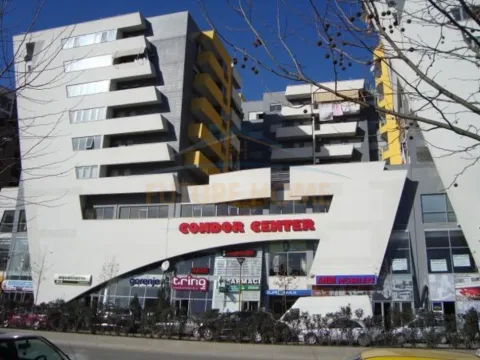 Tirane, shitet ambjent biznesi Kati 1, 121 m² 315.000 € (Rruga e Kavajes)