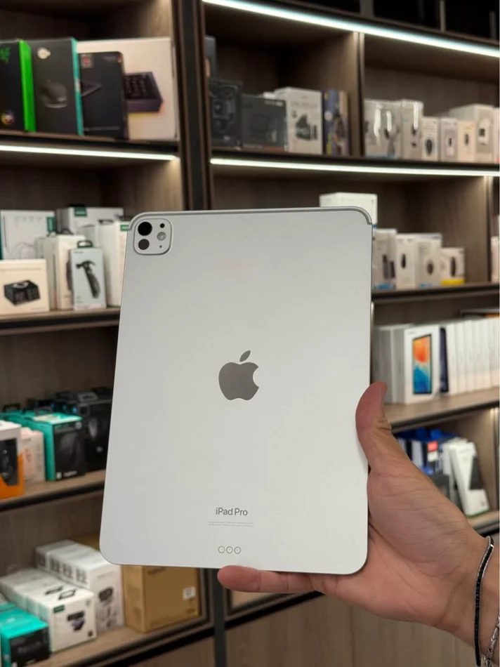 Tirane, shes Celular-Smartphone IPAD PRO 11-inch M4 WIFI