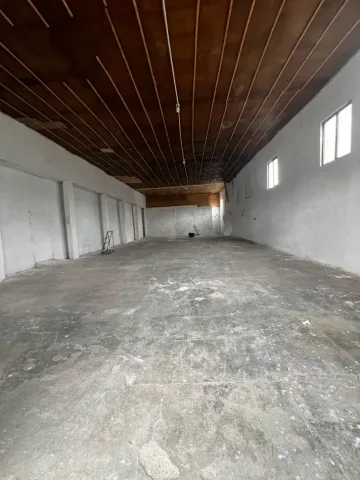 Tirane, jepet me qera magazine , 460 m² 1.800 € (BIRRA KAON)