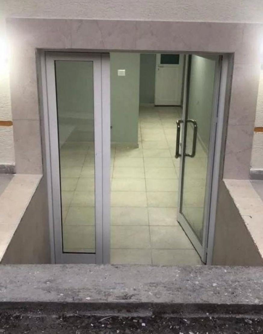 SHITET DYQAN 31 M2 BULEVARDI BAJRAM CURRI 118.000 EURO