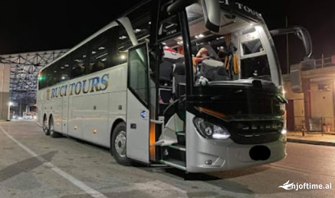 Agjensi Udhetimesh - Rezervime biletash trageti,Transport nderkombetar me autobus
