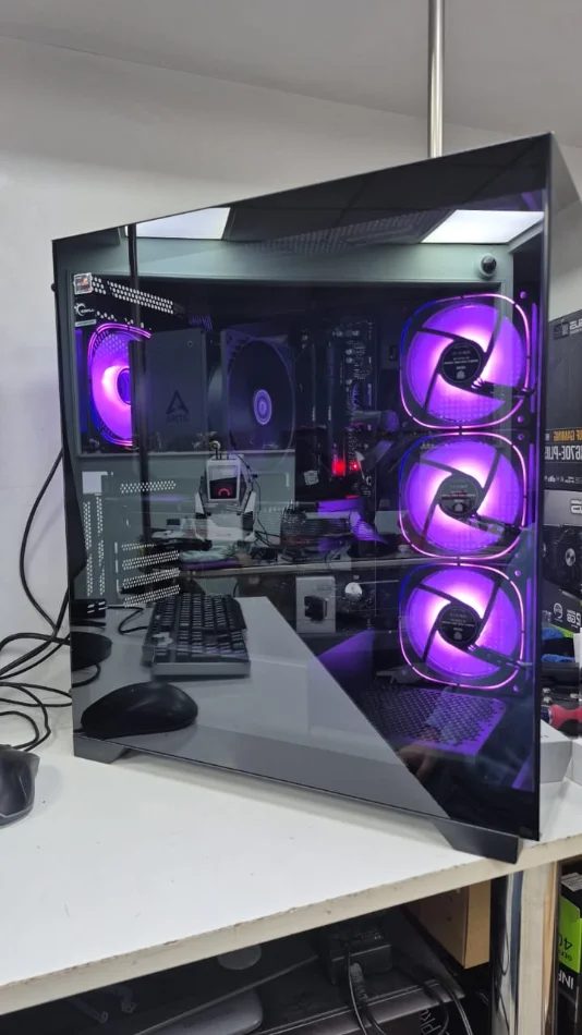 Shes Kompjuter+Monitor Gaming