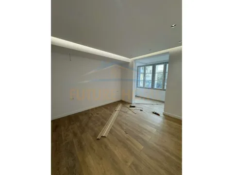 jap me qera ambjent biznesi Kati 1, 145 m² 1.200 € (SHKOLLA E BALETIT)