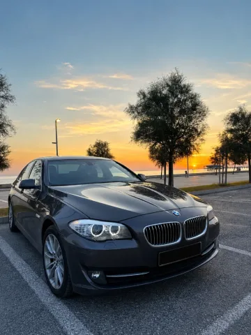 Durres, shes makine Bmw seria 5 f10 Nafte, kafe automatik Kondicioner 317.000 km 8900 €