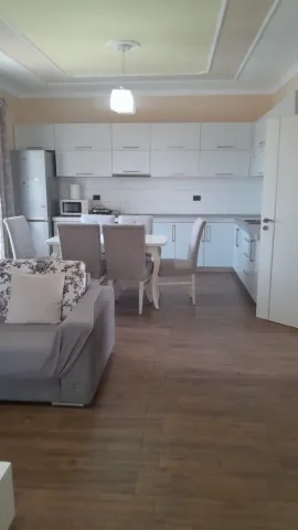 Tirane, jepet me qera apartament 2+1 Kati 4, 150 m² 600 € (Kodra E. Priftit)