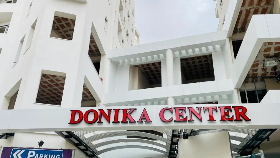 Ambjent biznesi, kati 2, 70 m² Donika Center