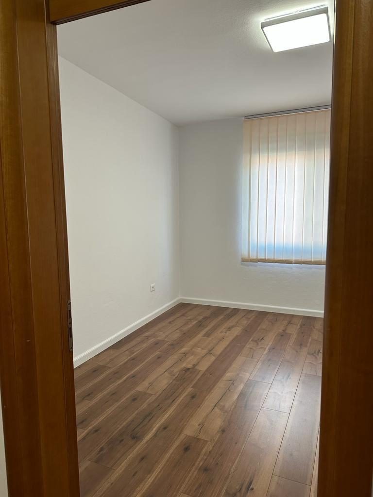 0692464227 jepet me qera ambienti biznesit