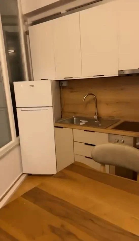 Tirane, jepet me qera garsonier 1+1 Kati 6, 40 m² 40 € (rruga Rrapo Hekali)