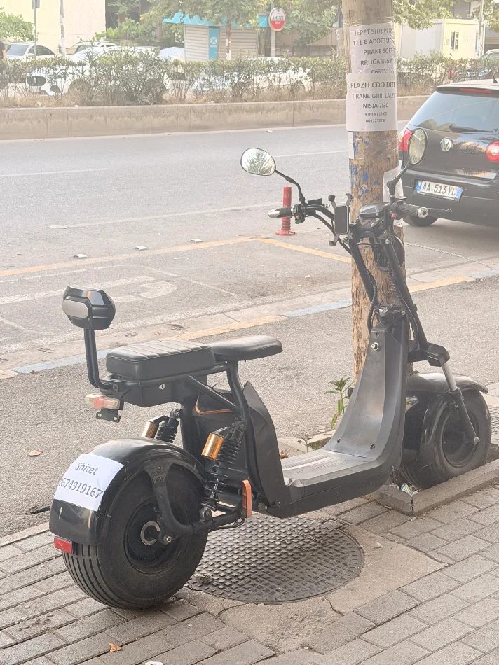 Tirane, shes skuter elektrik “CityCoco , e zeze 350 €