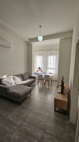 Tirane, shitet apartament 2+1+Ballkon Kati 0, 76 m² 180.000 € (21 DHJETORI)
