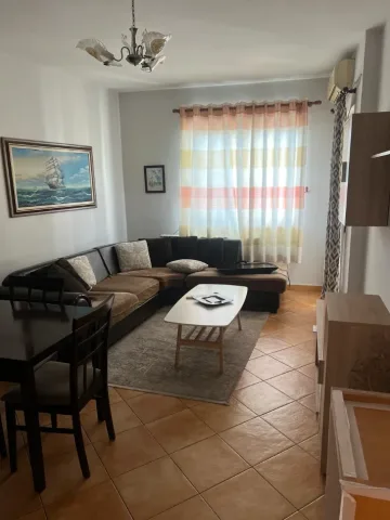 Tirane, jepet me qera apartament 1+1 Kati 6, 65 m² 400 € (ASTIR)