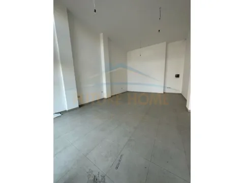 Tirane, shitet ambjent biznesi Kati 0, 59 m² 150.000 € (Jordan Misja)
