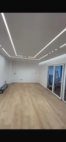 Tirane, shitet apartament 2+1 Kati 8, 96 m² 270.000 € (21 Dhjetori afer SQ21)