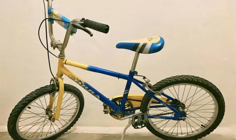 Biciklete per Femije BMX e verdhe dhe blu me logon e Kobres