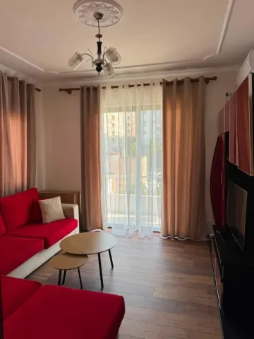 Tirane, jepet me qera apartament 1+1 Kati 4, 66 m² 550 € (Selitë)