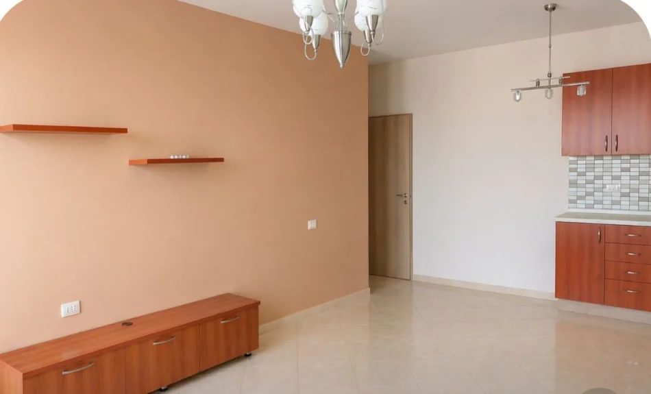 Tirane, shitet apartament 1+1 Kati 8, 190000 € (Ish Tregu Elektrik — Muzeu I Shkencave te Natyres)