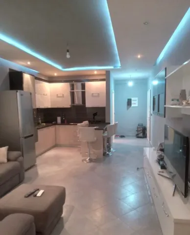 Tirane, jepet me qera apartament 2+1 Kati 4, 90 m² 500 € (ASTIR)