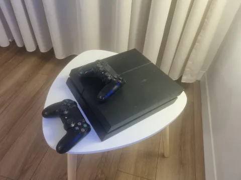 SHITET PLAYSTATION 4 ME FC 27 DHE 2 LEVA