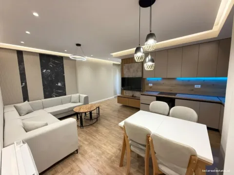 Tirane, shitet apartament 1+1+Ballkon Kati 3, 179.000 m² 178.997 € (Laprake)