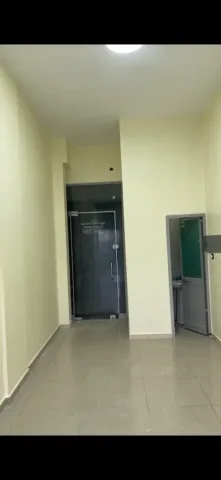 Tirane, jepet me qera dyqan , 30 m²