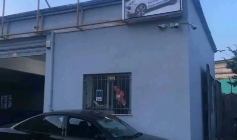 Servis Turi riparime dhe sherbime te ndryshme per Centralina, Fshirese xhami, Celsa kuadri etj.